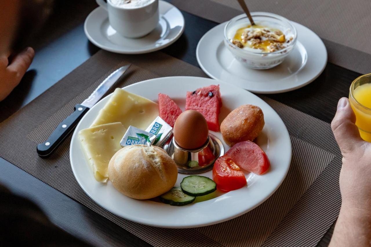 Hotel Lory - Molveno - Dolomiti Dış mekan fotoğraf