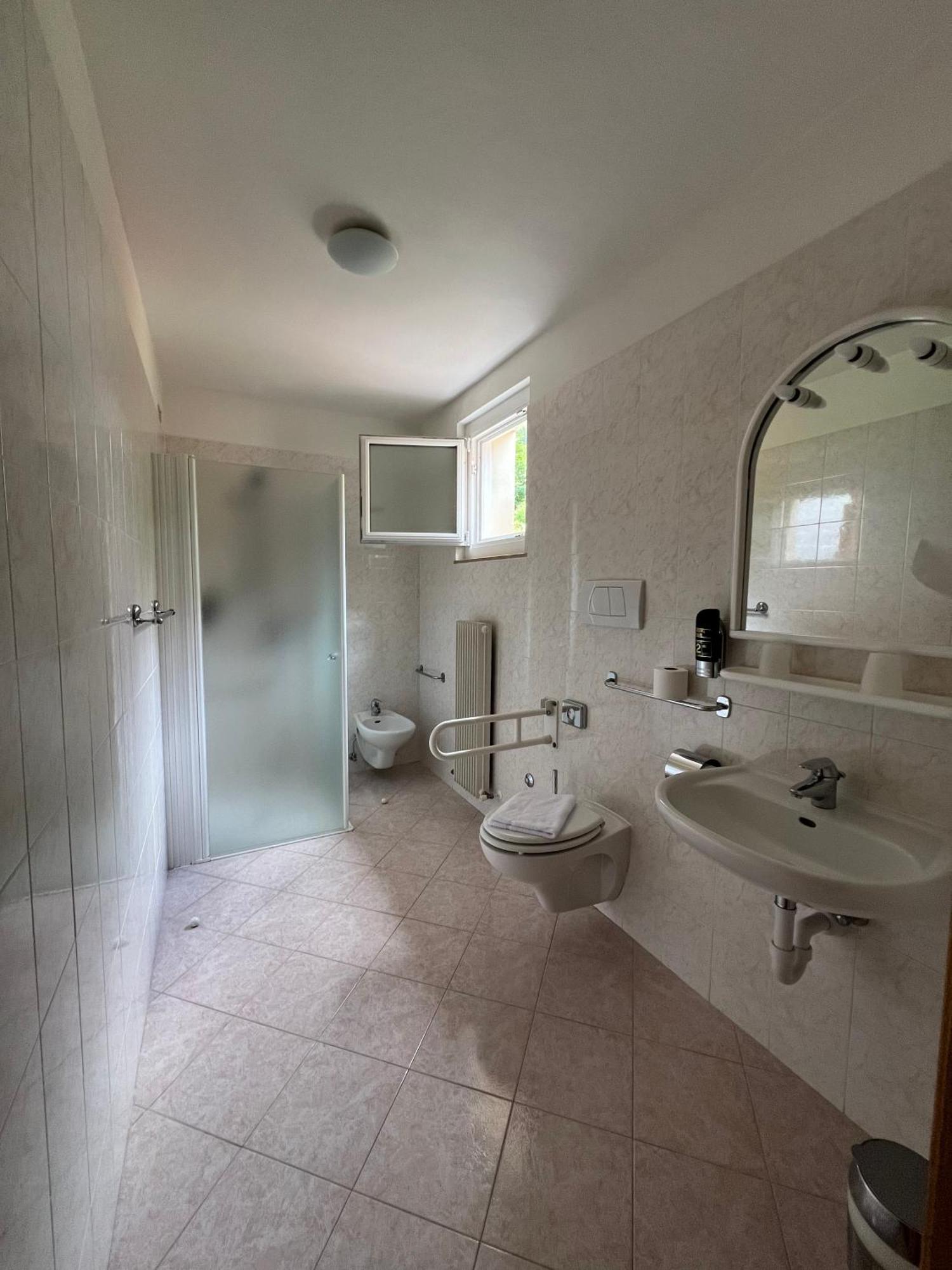 Hotel Lory - Molveno - Dolomiti Dış mekan fotoğraf